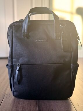 Sherpani Dispatch Convertible Backpack Tote – Black – Like New